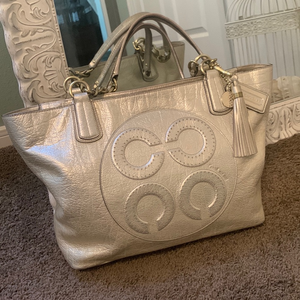 REDUCED ‼️ Coach Leather Satchel